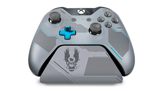 Halo 5: Guardians Limited Edition Spartan Locke Controller Stand